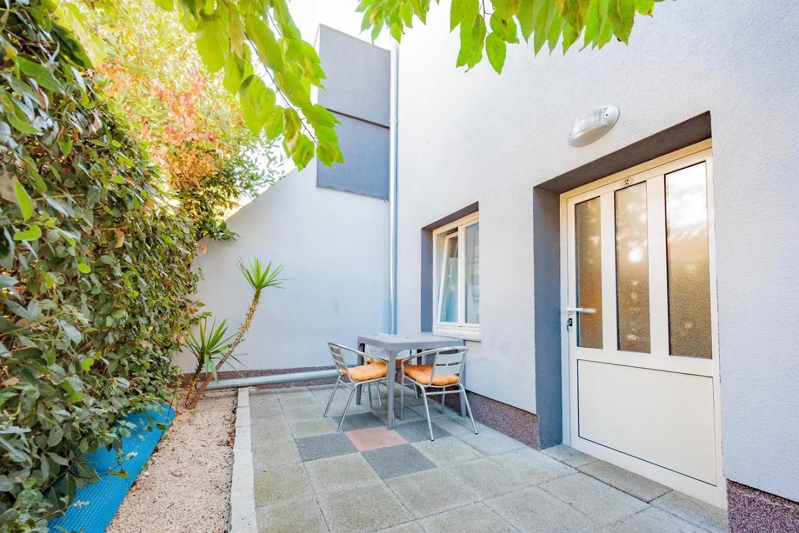 Crowonder Lucky Holiday House With Pool And Patio 30 Meters From The Beach Zadar 0*,