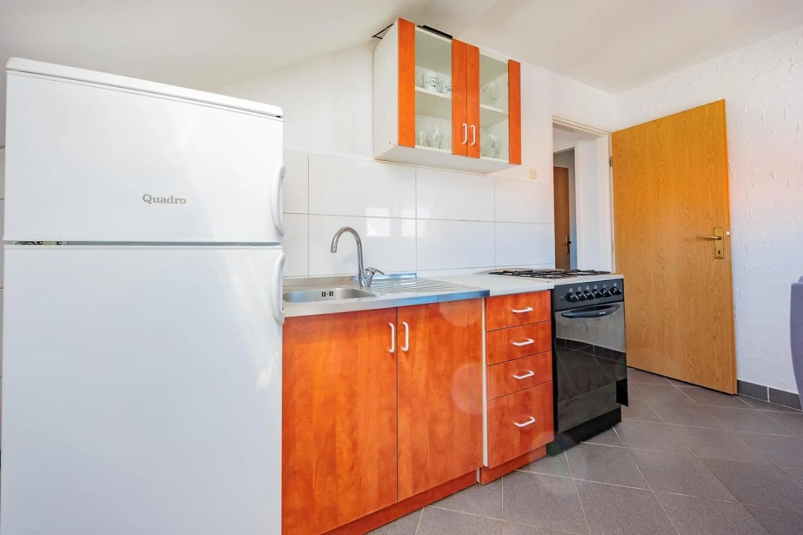 Crowonder Lucky Holiday House With Pool And Patio 30 Meters From The Beach Zadar