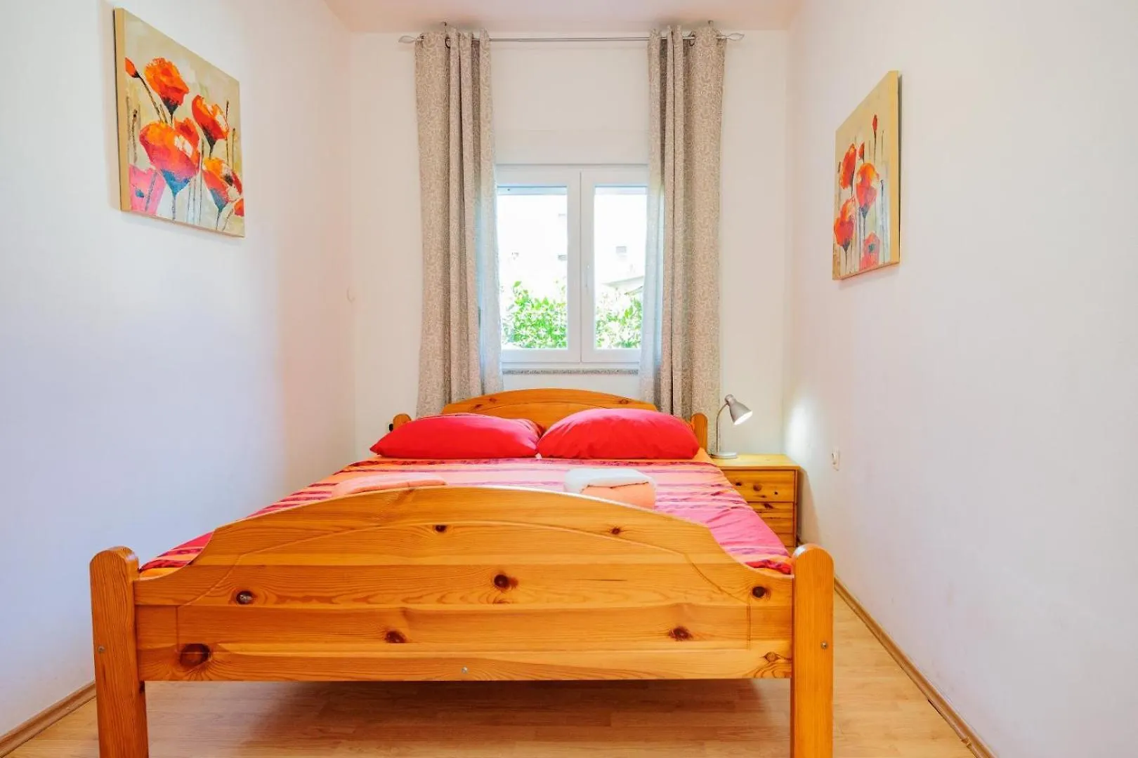 Crowonder Lucky Holiday House With Pool And Patio 30 Meters From The Beach Zadar Apartment