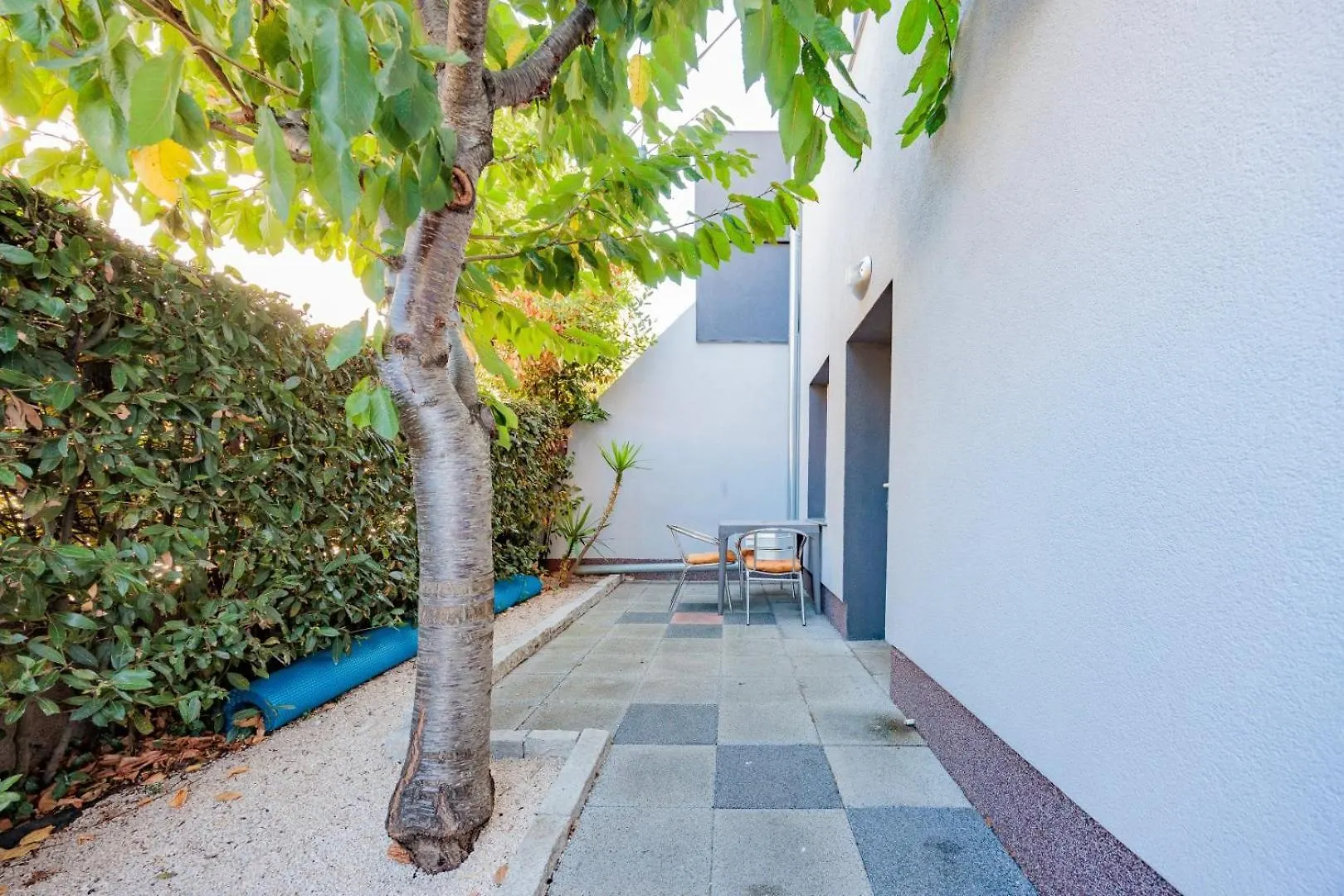 Apartment Crowonder Lucky Holiday House With Pool And Patio 30 Meters From The Beach Zadar