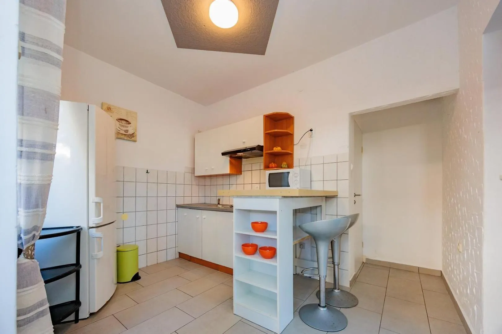 아파트 Crowonder Lucky Holiday House With Pool And Patio 30 Meters From The Beach 자다르
