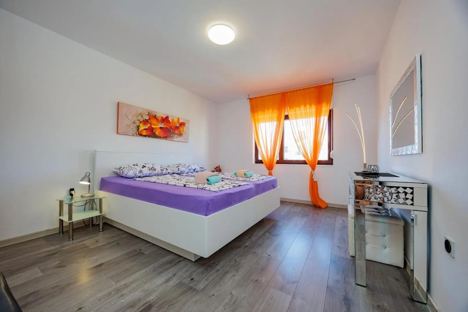 Apartment Crowonder Lucky Holiday House With Pool And Patio 30 Meters From The Beach Zadar