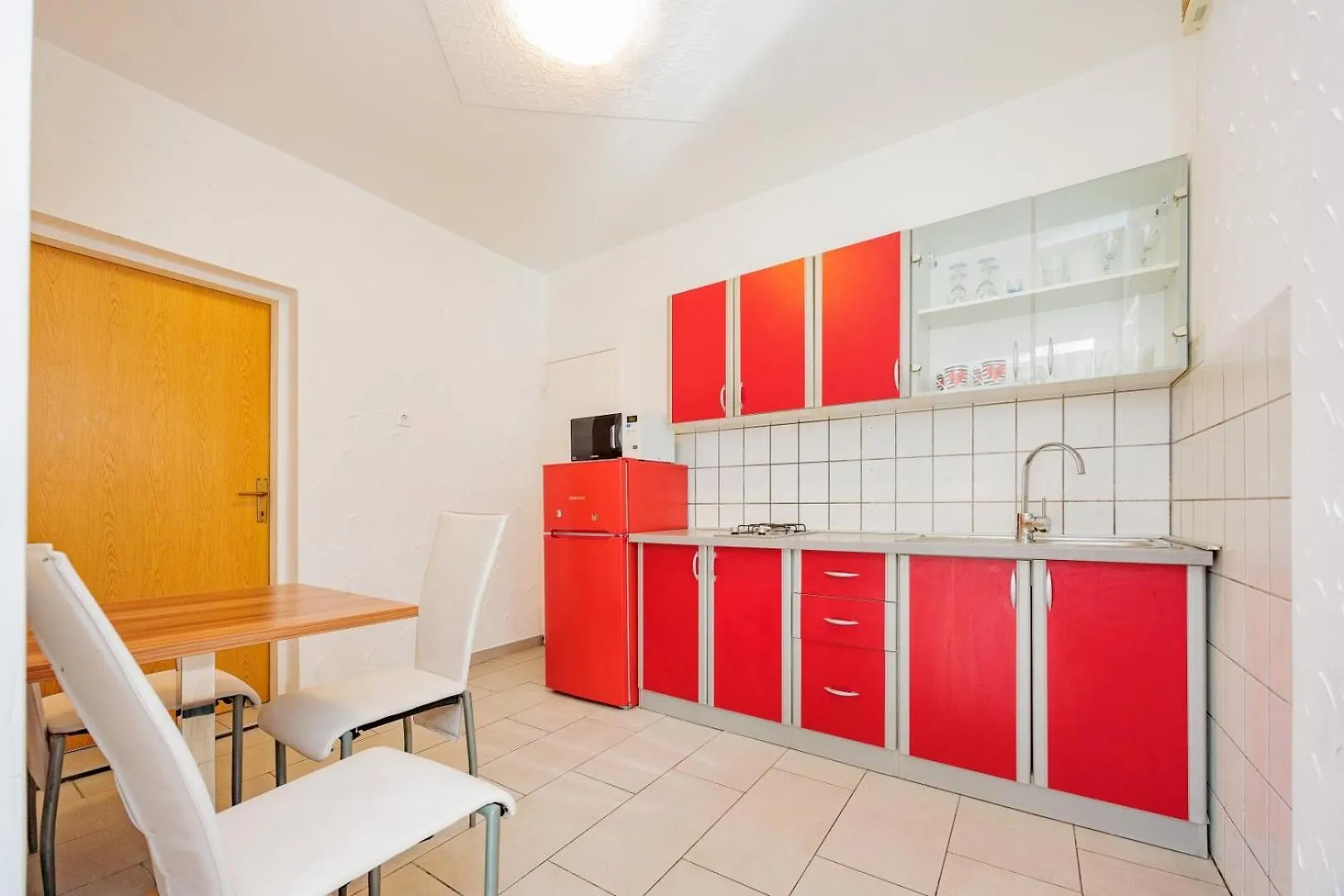 Apartment Crowonder Lucky Holiday House With Pool And Patio 30 Meters From The Beach Zadar