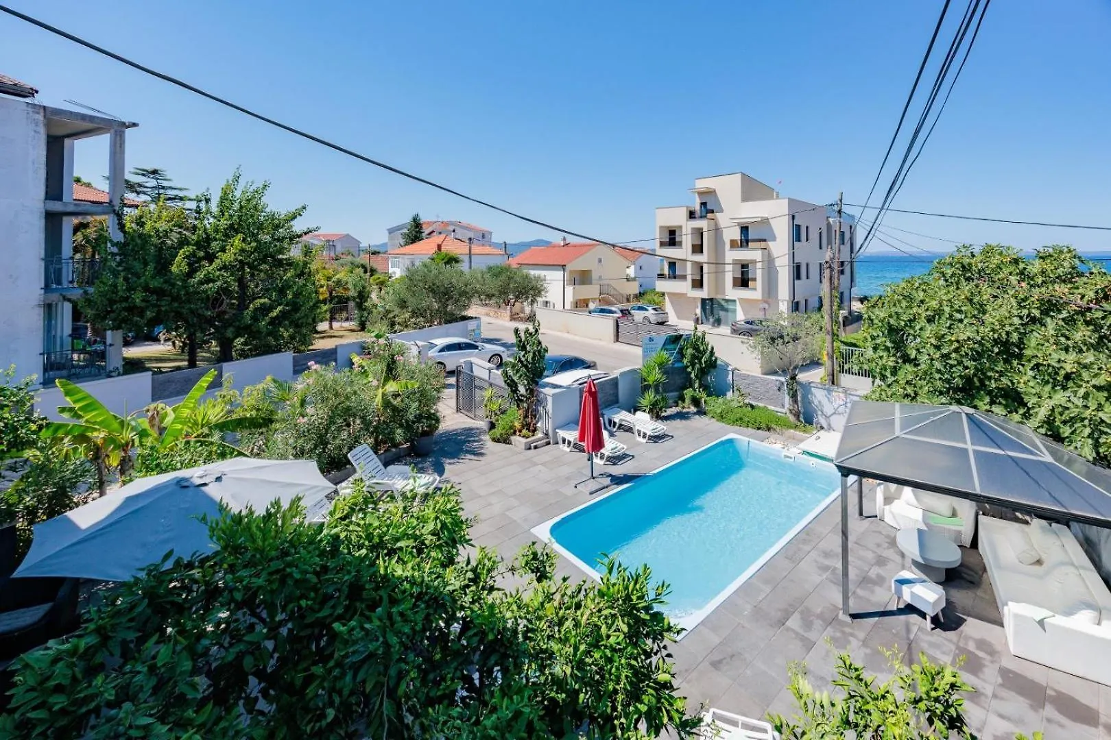 Crowonder Lucky Holiday House With Pool And Patio 30 Meters From The Beach Zadar 0*,  Croatia