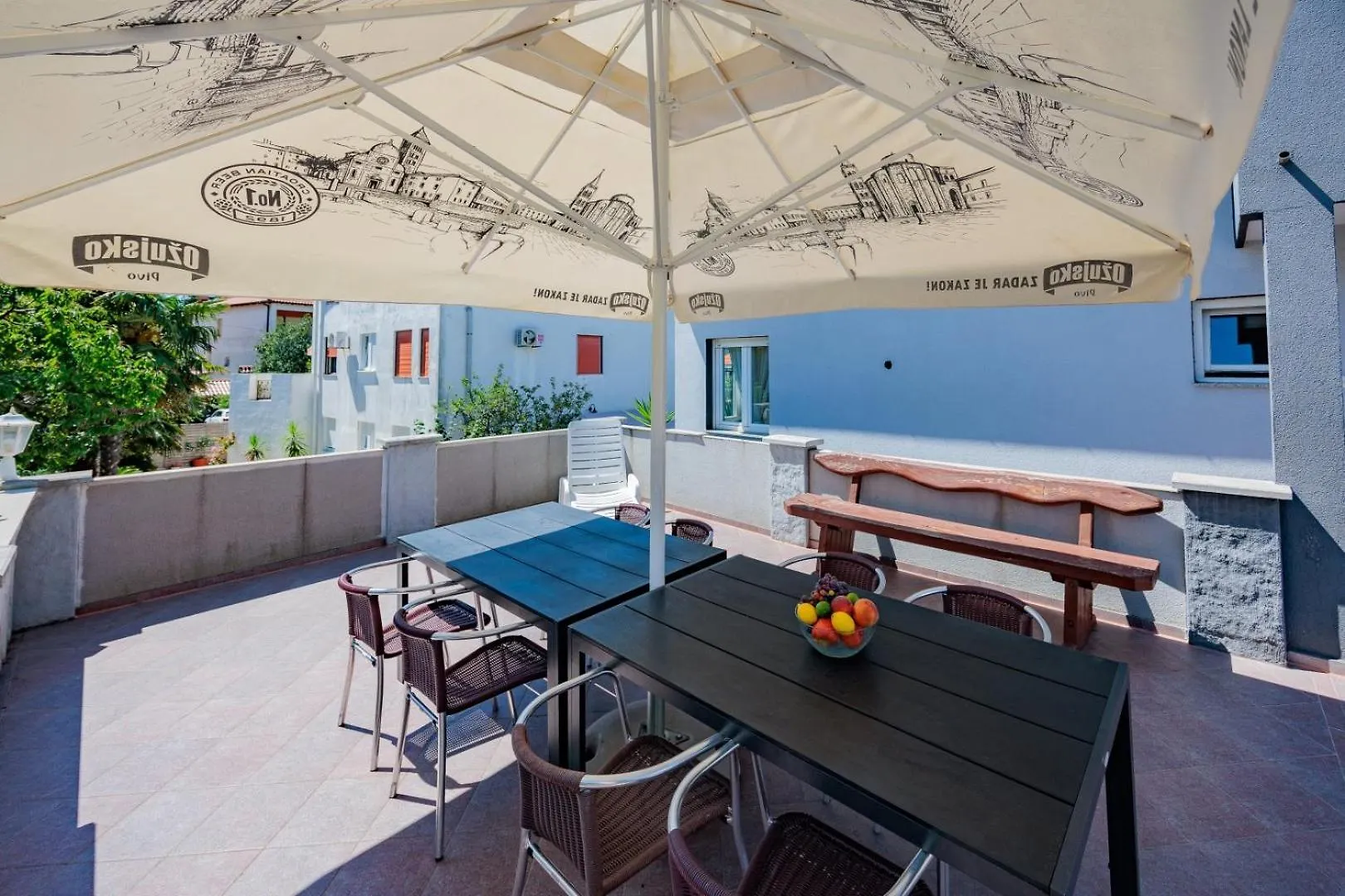 아파트 Crowonder Lucky Holiday House With Pool And Patio 30 Meters From The Beach 자다르